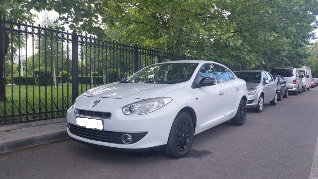 Renault Fluence Arctic White