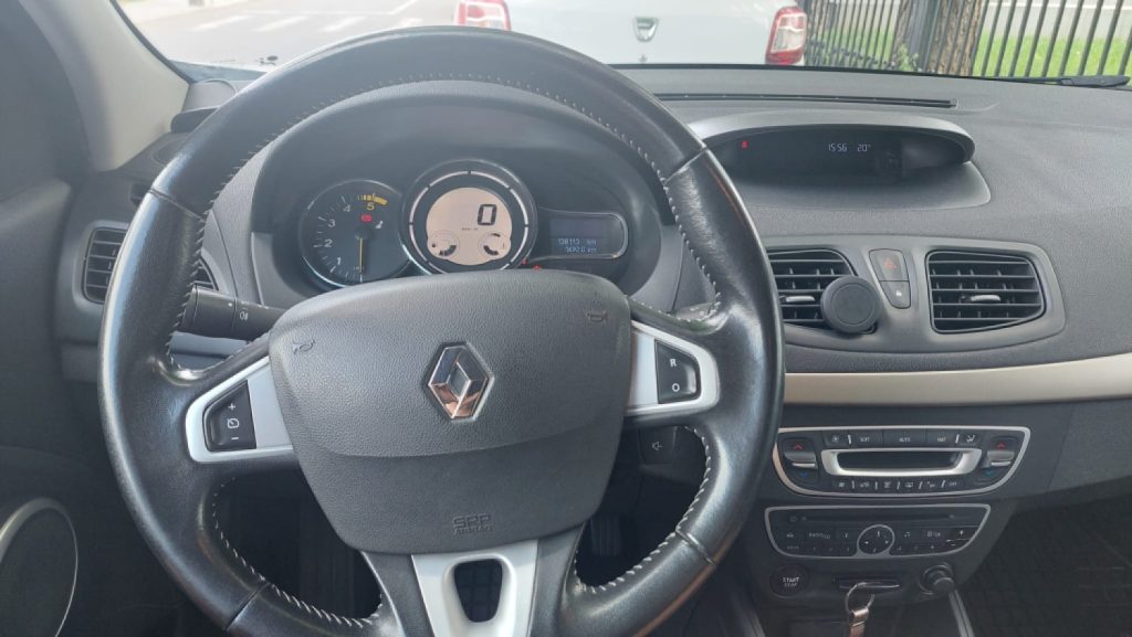 Bord Renaul Fluence